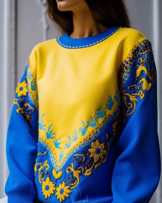 Ukraine Ethnic Floral Contrast Color Sweatshirt Ukraine Ethnic Floral Contrast Color Sweatshirt
