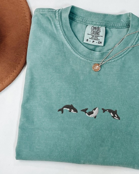 Whale Embroidered Short Sleeve T-shirt Whale Embroidered Short Sleeve T-shirt