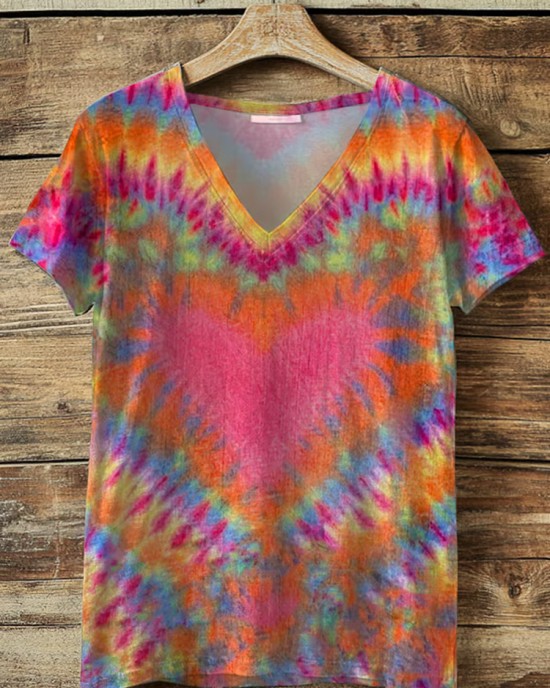 Women's Hippie Print V-neck T-shirt Women's Hippie Print V-neck T-shirt