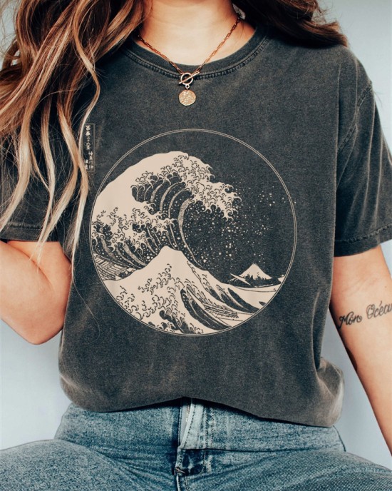 The Great Wave off Kanagawa Inspired Vintage Washed T Shirt