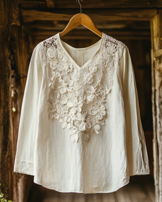 Women's Retro Floral Lace Embroidery Art V-neck Shirt Women's Retro Floral Lace Embroidery Art V-neck Shirt