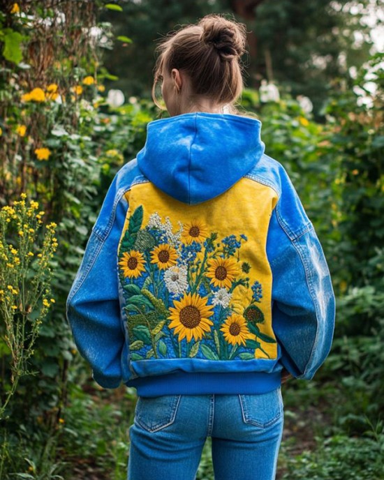 Women's Ukrainian Sunflower Embroidered Print Washde Hooded Sweatshirt Women's Ukrainian Sunflower Embroidered Print Washde Hooded Sweatshirt