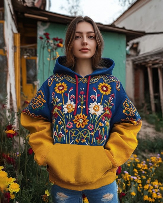 Ukrainian Folk Embroidered Gradient Art Pattern Hoodie