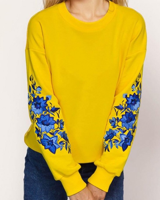 Ukraine Ethnic Floral Embroidered Crewneck Cozy Sweatshirt Ukraine Ethnic Floral Embroidered Crewneck Cozy Sweatshirt