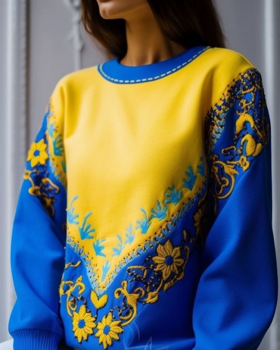 Ukraine Ethnic Floral Contrast Color Sweatshirt Ukraine Ethnic Floral Contrast Color Sweatshirt