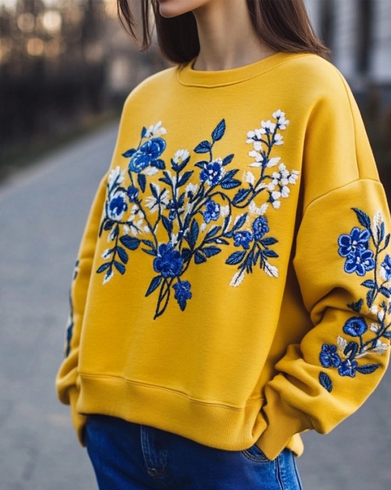 Ukraine Ethnic Floral Embroidered Crewneck Comfy Sweatshirt Ukraine Ethnic Floral Embroidered Crewneck Comfy Sweatshirt