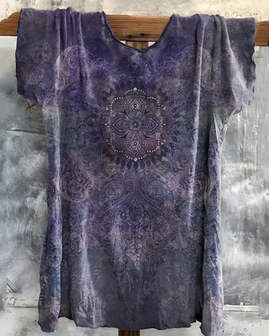 Women's Hippie Print V-neck T-shirt Women's Hippie Print V-neck T-shirt