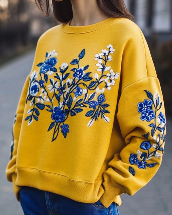 Ukraine Ethnic Floral Embroidered Crewneck Comfy Sweatshirt Ukraine Ethnic Floral Embroidered Crewneck Comfy Sweatshirt