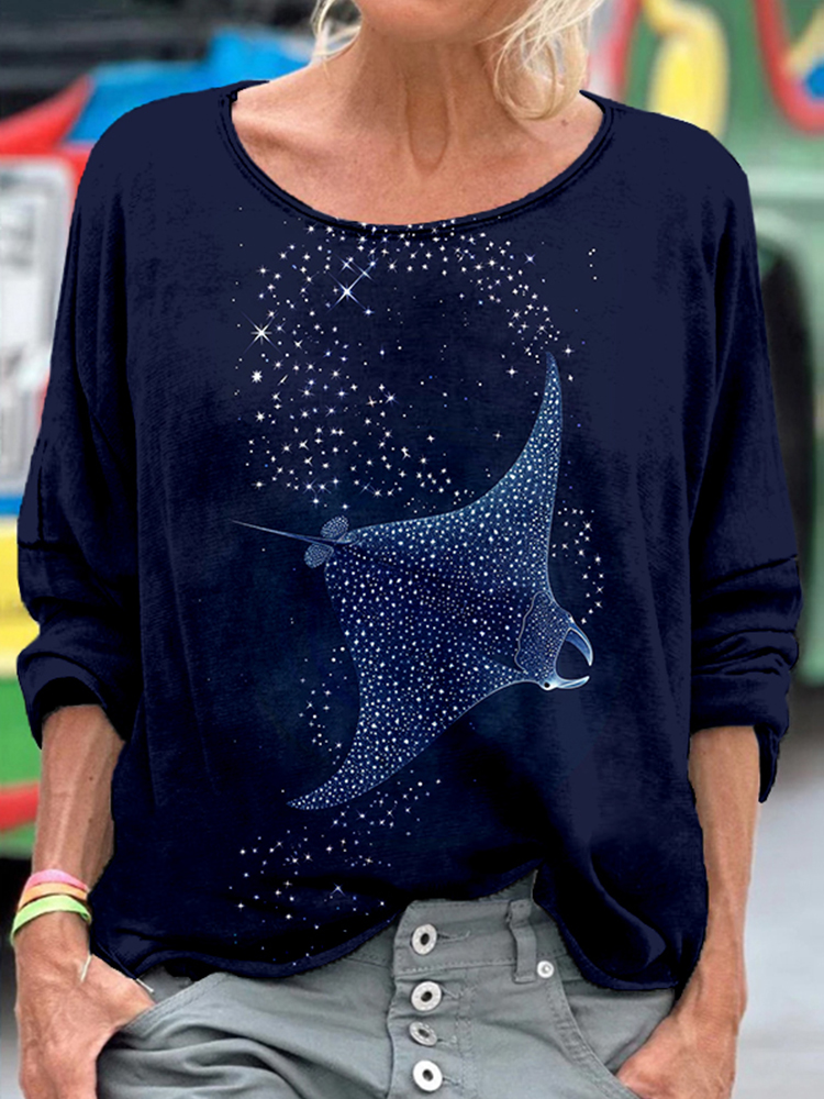 Starlit Manta Ray Art Washed Cozy T Shirt
