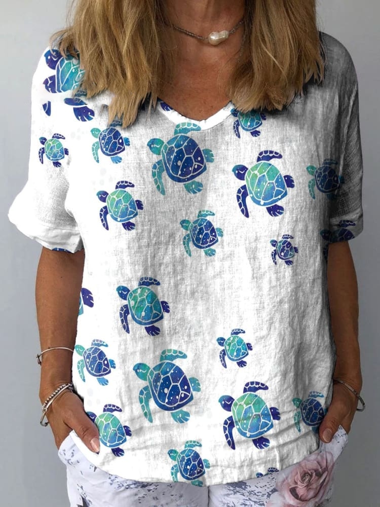 Women's Watercolor Sea Turtle Crawling Pattern Print Linen Blend T-shirt