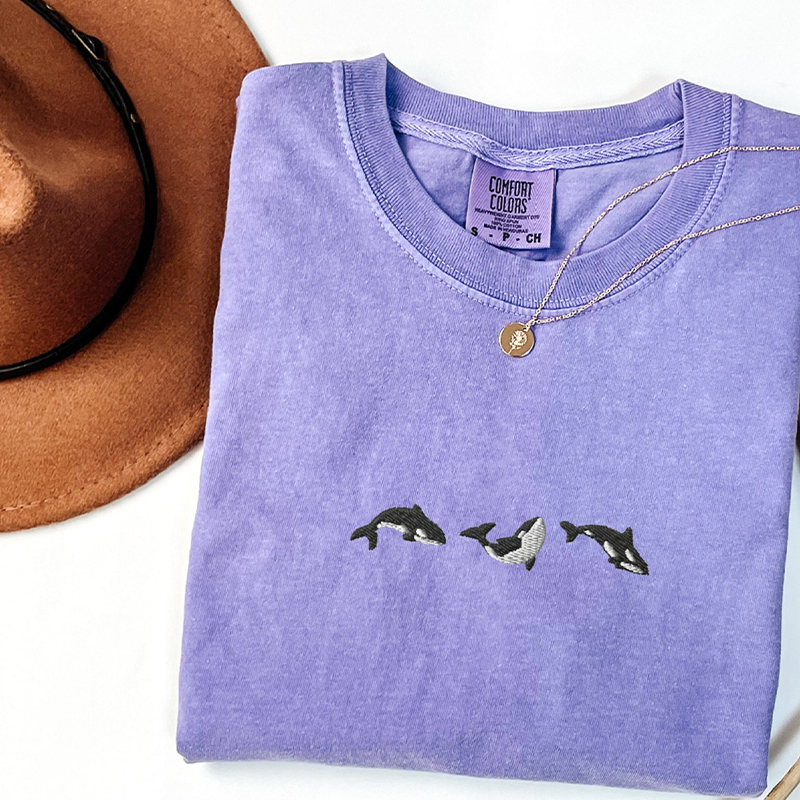 Whale Embroidered Short Sleeve T-shirt Whale Embroidered Short Sleeve T-shirt