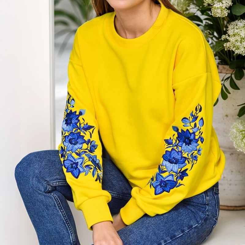 Ukraine Ethnic Floral Embroidered Crewneck Cozy Sweatshirt Ukraine Ethnic Floral Embroidered Crewneck Cozy Sweatshirt