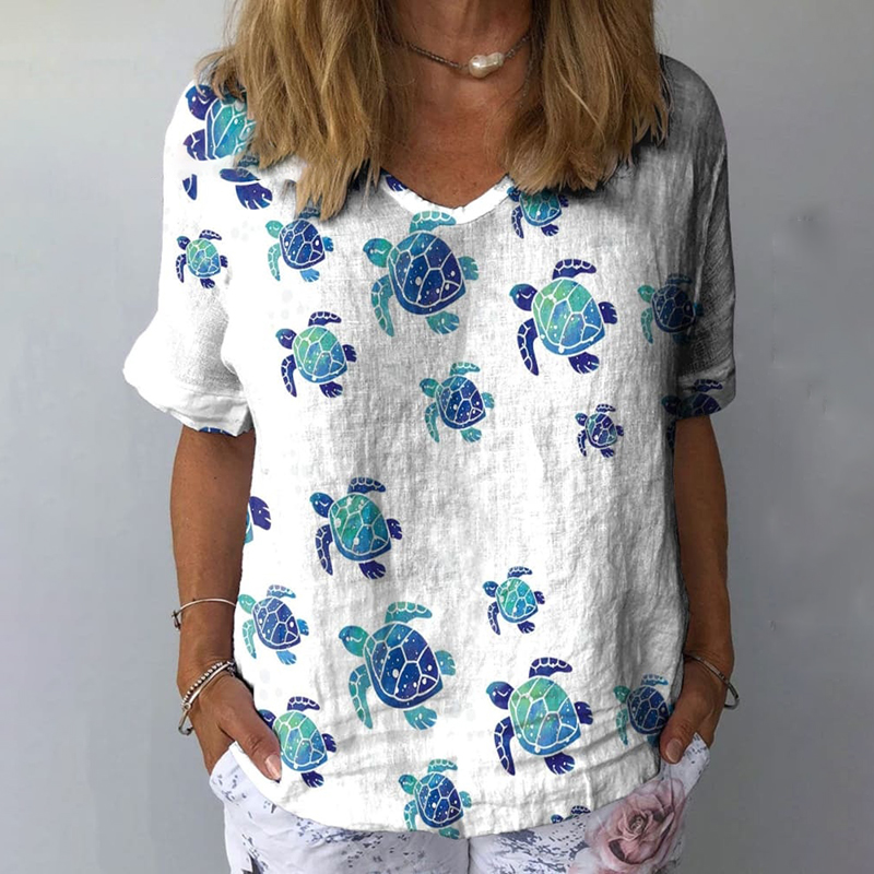 Women's Watercolor Sea Turtle Crawling Pattern Print Linen Blend T-shirt